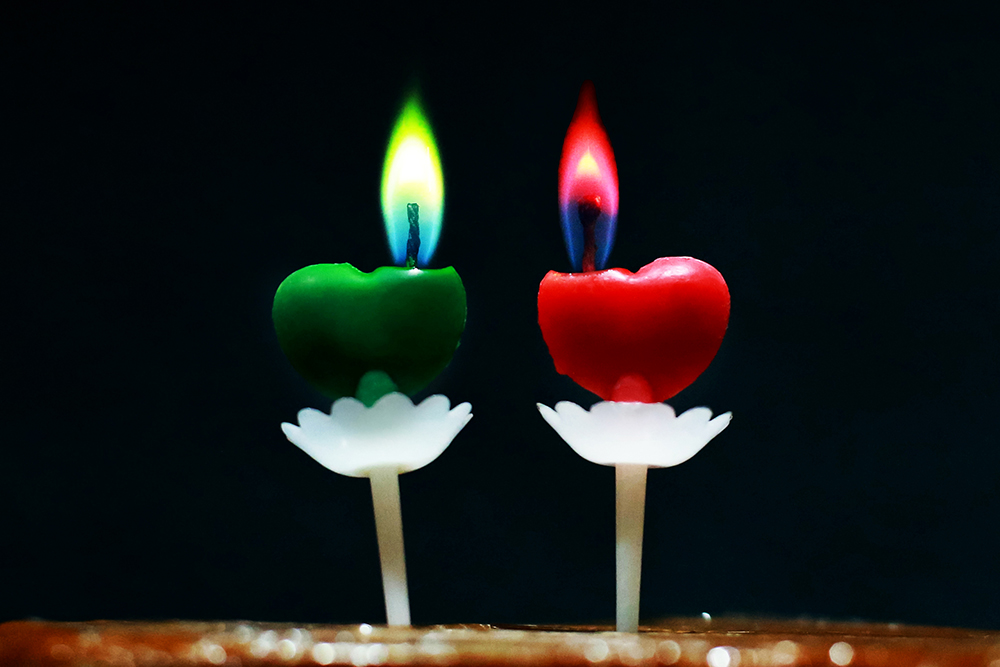 彩（cǎi）色火焰蠟燭